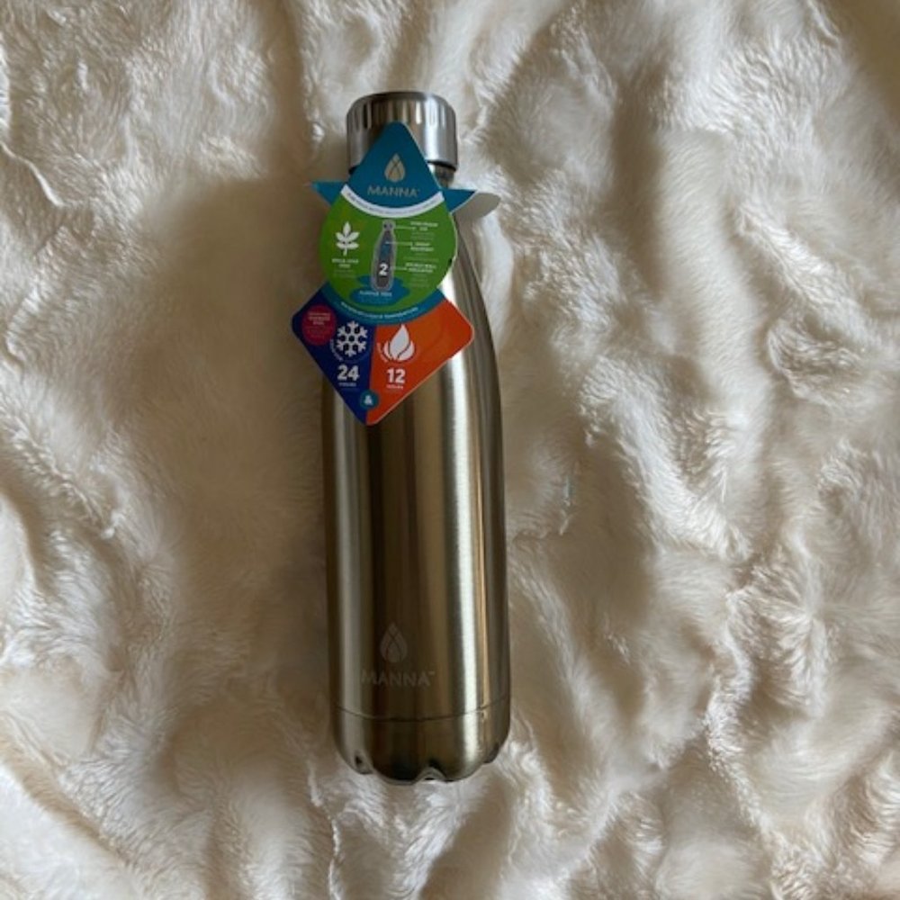 Manna Vogue 17oz Stainless Steel Water Bottle NWT